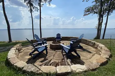 Image de Luxury lake house retreat, hot tub on Sam Rayburn
