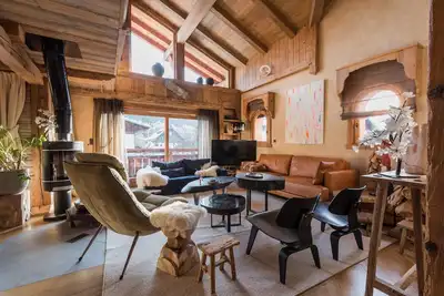 Image de Chalet Eau Vive proche du centre. Nouveau à la location