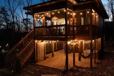 Image de On 10 acres of scenic retreat