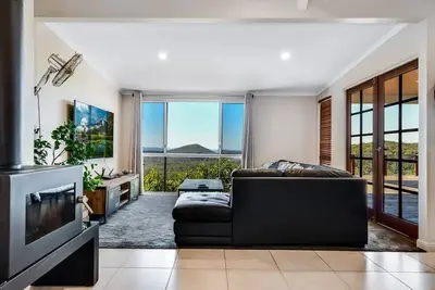 Image de Sunshine Coast Oasis with 180 views & Sea Breeze 2