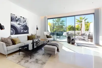 Elegant La Cala Escape: Relax in Style in this Luxury Townhouse