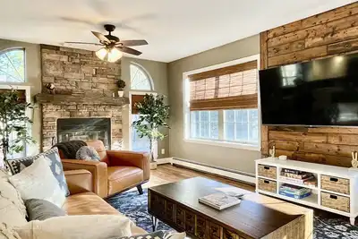 Image de Family-Friendly Cairo House: 3br, Pool, Hot Tub, Ping-Pong, mins from Hudson