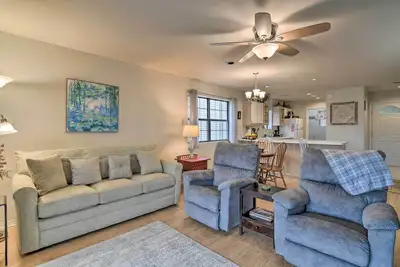 Image de Branson Getaway ~ 7 Mi to Silver Dollar City!