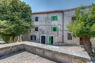 Image de Lovely 15th Century apartment in Osor