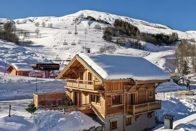 Image de Chalet standing 4* face aux pistes 6chambres 5sdb : L'Etoile Filante