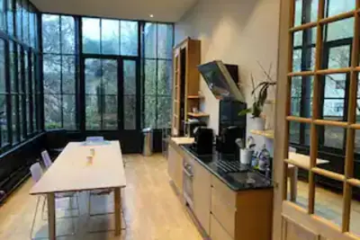 Image de Maisonnette et son Jardin d'Hiver au coeur de Limoges