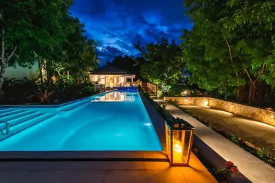 Image de Mango Hill 5 Minutes walk to the beach! Staffed! Gated Communit! y! Pool