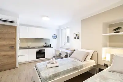 Image de Couple’s Getaway *Apt Capraria* → Free P/Ac