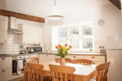 Image de Contemporary cottage in lovely Devon village.