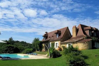 Image de 17th Century Stone House