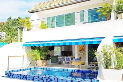 Image de Beachside 3-Bedroom Townhouse w/ Private Pool at 70 Meters from Beach