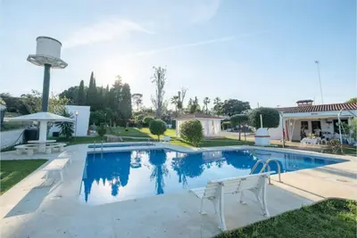 Pleasant Villa with pool
