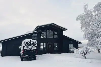 Image de Timber + Love Chalet