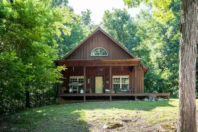 Image de Cozy 2-Br cabin in the beautiful Arkansas forest!