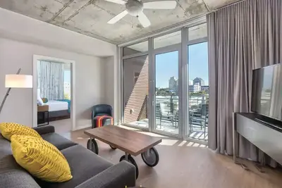 Image de Stylish 2 Bedroom Suite in Austin