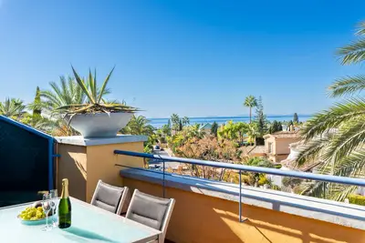 Image de Bahia de Marbella | 3 bedroom beach apartment with sea view