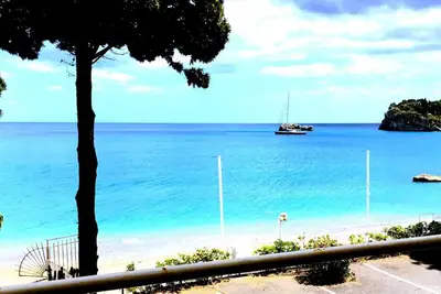Image de Taormina, Mediterranean house on the sea. Beautiful island.