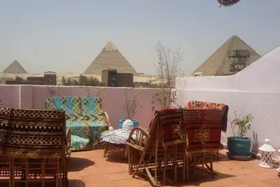 Image de A guest house that sees the pyramids, 10 minutes on foot to the pyramid