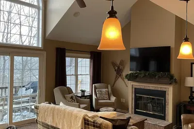 Image de Beautiful 4 Bedroom Townhouse in the Berkshires at Jiminy Peak Resort