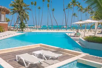 Luxury beachfront apartment, steps from the beautiful beach of Bavaro