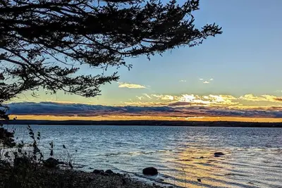Image de Waterfront Beach House w/ Private Access & Fire Pit