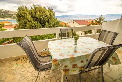 Image de Appartement de deux chambres avec la terrasse et la vue sur le mer Baska, Krk (A-20424-a)