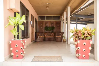 Image de Accra, Airport Residential, <3miles from Kia Airport 4 beds/family, Groups, Acc
