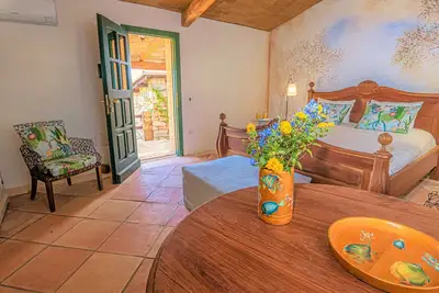 Image de Four bedroom villa with sea view and private pool, Costa Smeralda, San Pantaleo,