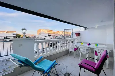 Image de Appartement en face des canaux d´Empuriabrava