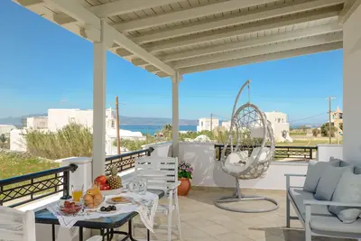 Image de Beach front accomodation in Mikri Vigla Beach - 3 min from beach!