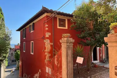 Image de Apartment in the former 18th-century stables of Villa Sermolli