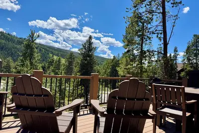Image de Brand New Private Home, Walk to Gondola