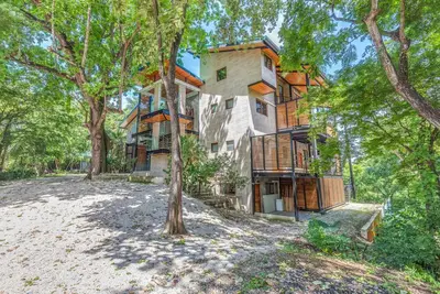 Image de Ocean view villa a short walk to Playa Guiones