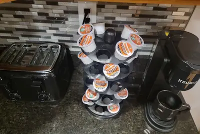 Image de Lovey Spacious 2 Bedroom Apartment 15 min from Airport/Downtown