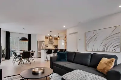 Image de Athena | Confort et Familial | Spa et Piscine