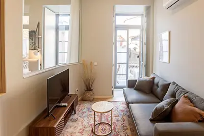 Image de 31 Janeiro 157 - 1br w/ Ac & Balcony by LovelyStay