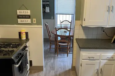 Image de Better than a hotel/pet friendly home