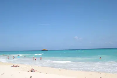 Image de Family-sized villa 8 br in playacar Fase 1, walking to the beach