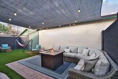 Image de Downtown Chandler Fun • Pool Access • Arcade Games • Yard Tv