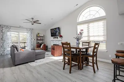 Image de Lego Ranch at GrandPark 3 Br 2 Bt pets wlcme