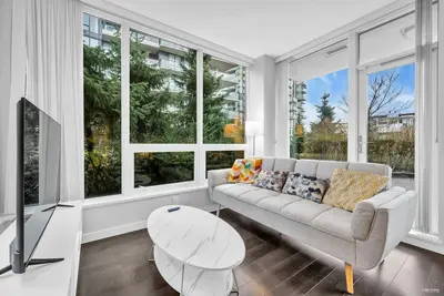 Image de 1-Bdr&1-Bath | 800 sq. ft | Ac | Free WiFi & Parking | Quiet Neighbor