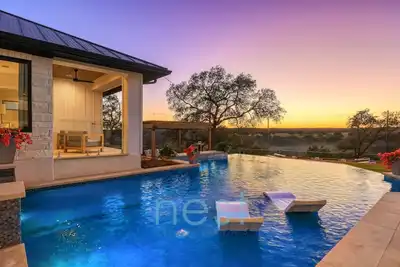 Image de *Book 4, Get 3 Free – Stay 7 Nights, Pay for 4! *