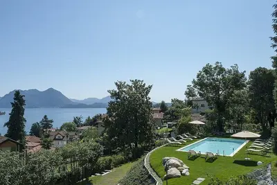 Image de Villa Liside: A charming three-story villa situated on a promontory facing the lake, with Free Wi-Fi.