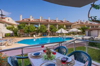 Image de Beachfront onebedroom apartment in a holiday resort with 24/7 security