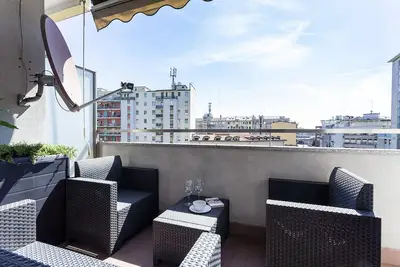Image de Ariel - apartment a few meters from Central Station and the center of Milan