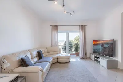 Lovely two bedroom apartment. Sleeps 4