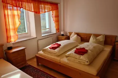 Image de Dreibettzimmer Bettenhaus, Dusche, Wc, online - Landgasthof Süßebach