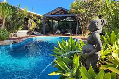 Image de Tranquil Gumnut Cottage, close to Airport.