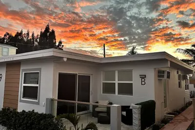 The Mini Coconut Summ