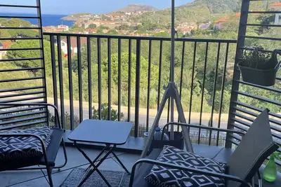 Image de Appartement spacieux disposant d’une loggia et d’un jardinet